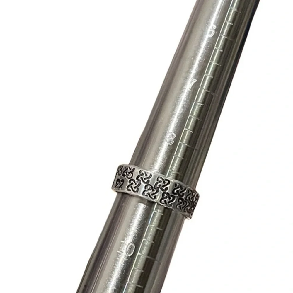 Handmade ring hand
